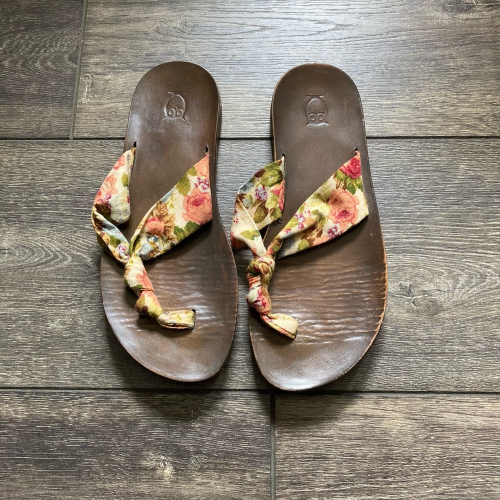 Womens Floral Sandals